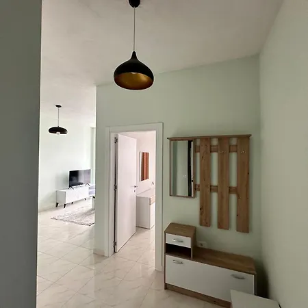 Luxury Apartment With Parking Tirana Exterior photo