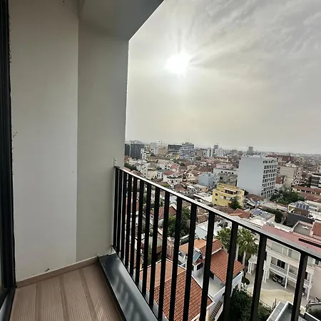 Luxury Apartment With Parking Tirana Exterior photo