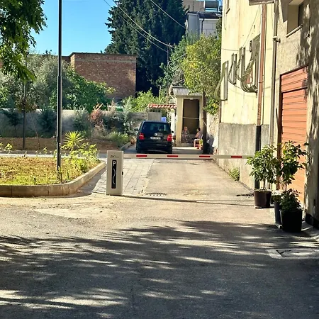 Luxury Apartment With Parking Tirana Exterior photo