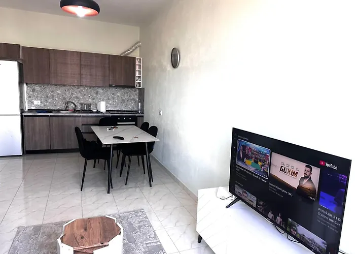 Luxury Apartment With Parking